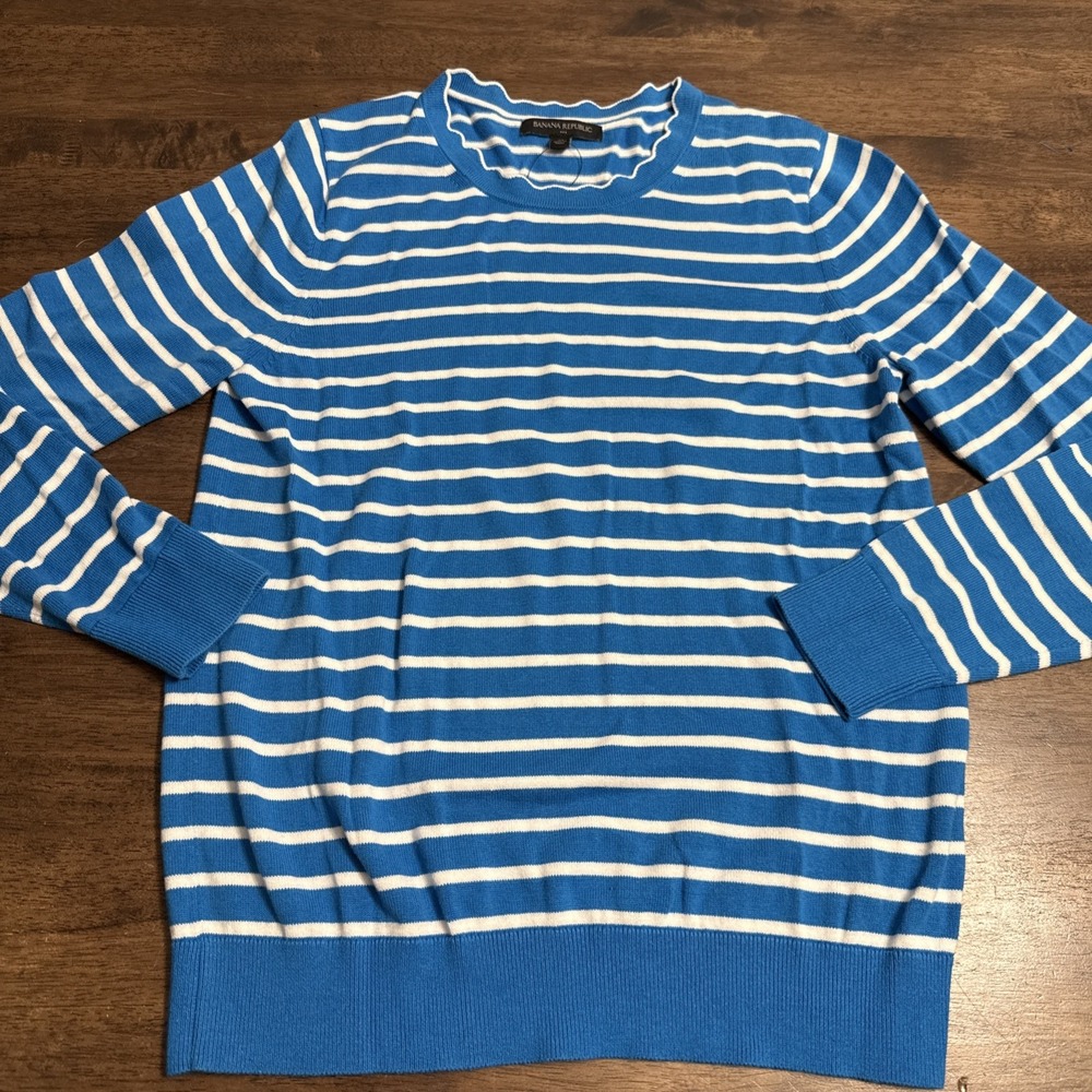 Banana Republic Women's Blue Striped Scalloped Collar Classic Sweater Preppy M